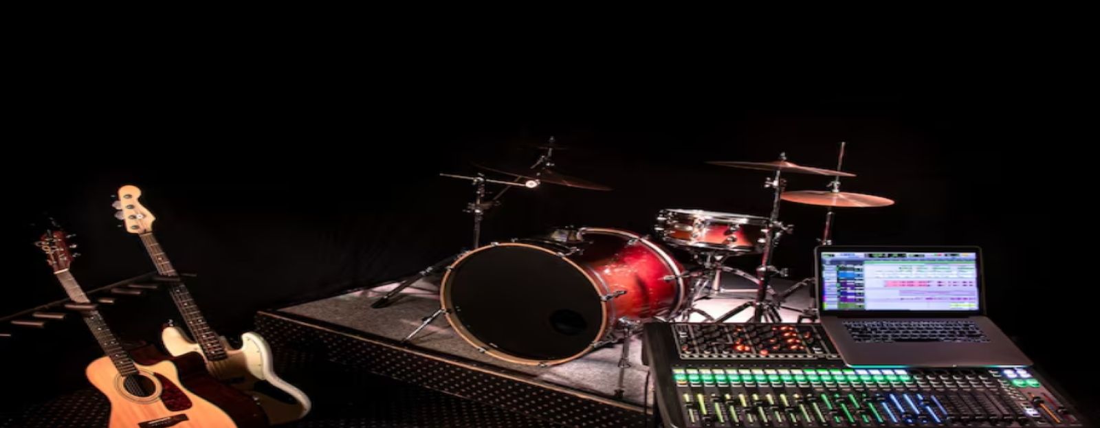 Music & Entertainment